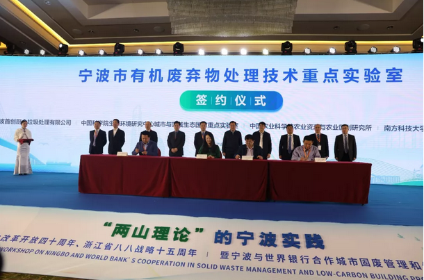 1541728374621826.png blob.png